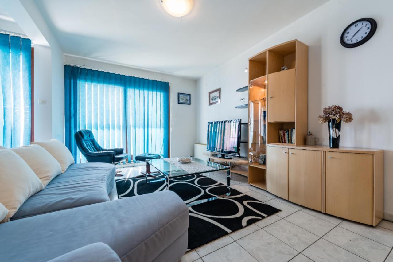 Sea View Apartment Reno W/Garage Split Exteriör bild