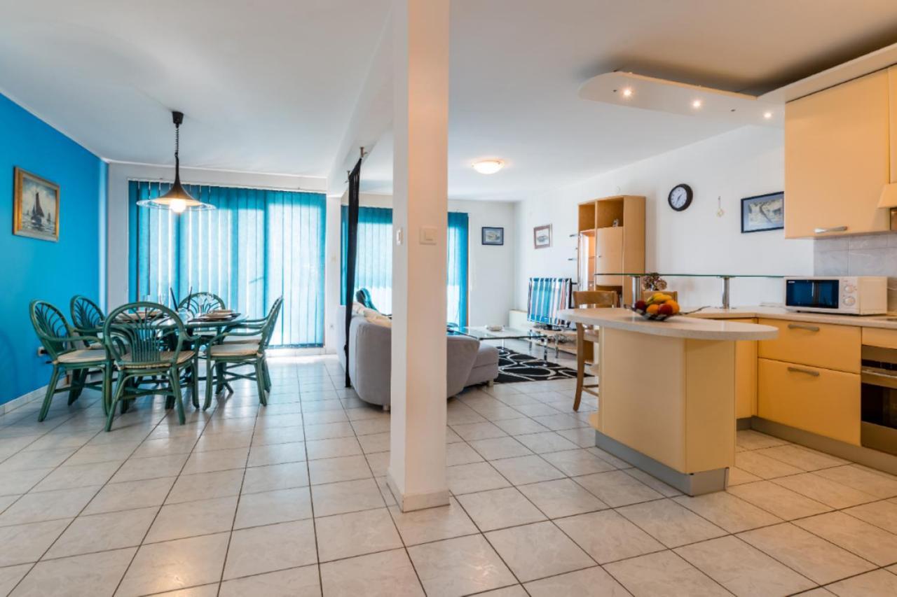 Sea View Apartment Reno W/Garage Split Exteriör bild